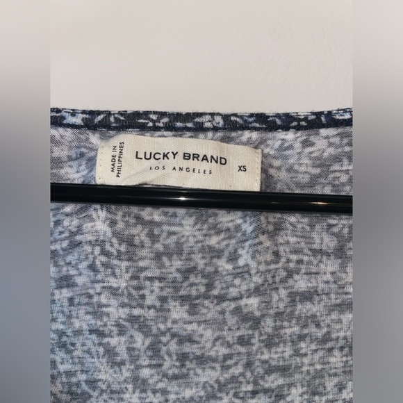 Womens lucky brand top - Picture 3 of 3